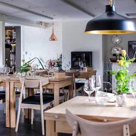 Szálloda Store Ringheim Og Restaurant 4*