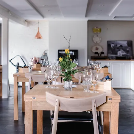 Store Ringheim Og Restaurant