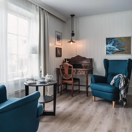 Store Ringheim Og Restaurant Voss