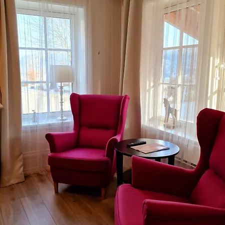 Store Ringheim Og Restaurant Otel Voss