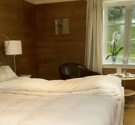 Store Ringheim Og Restaurant Voss