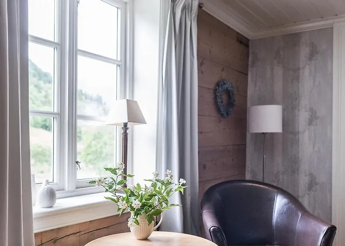 Hotel Store Ringheim Og Restaurant Voss