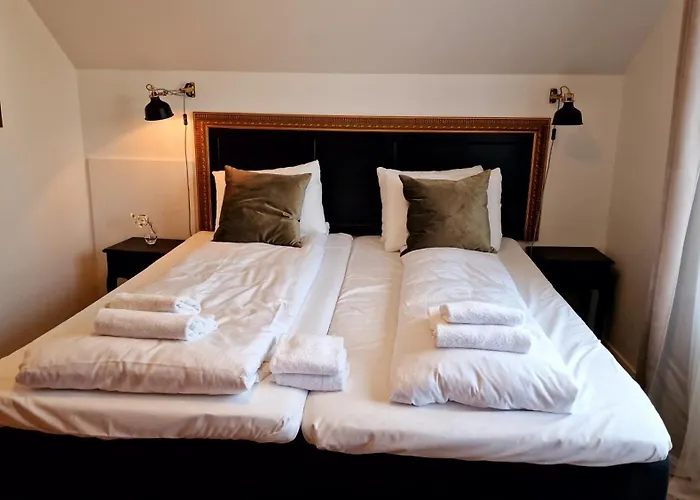 Store Ringheim Og Restaurant 4*