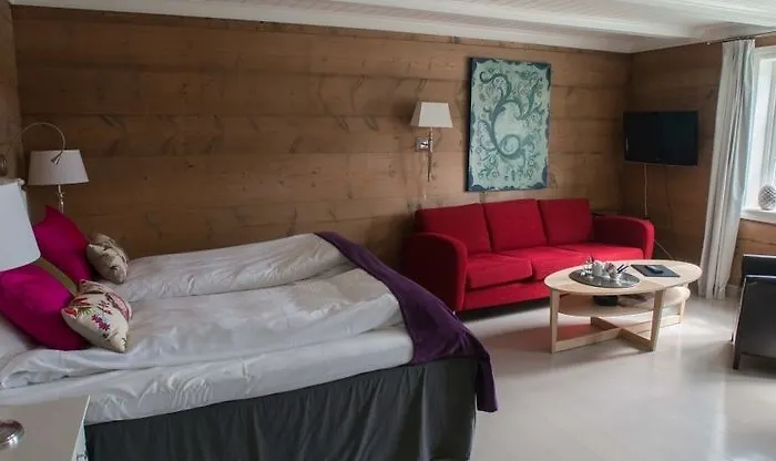 Store Ringheim Og Restaurant Hotel